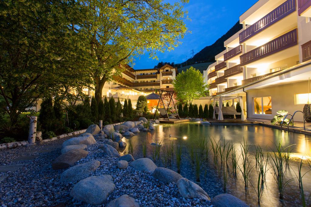 Wiesenhof Gardenresort San Leonardo in Passiria Exterior photo